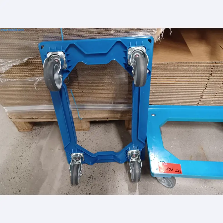 Laboratory equipment / Extensive storage technology and inventories / Osmosis systems and much more.-2