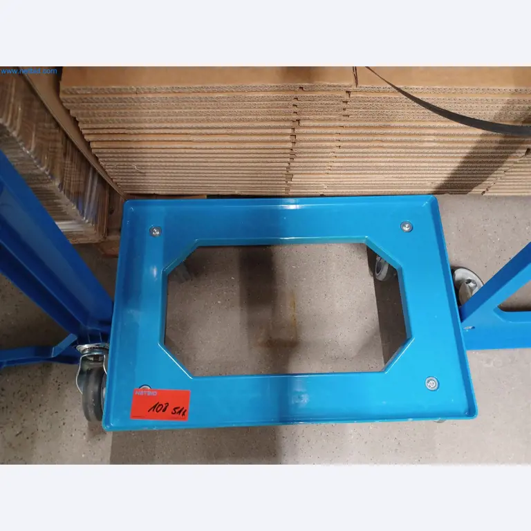 Laboratory equipment / Extensive storage technology and inventories / Osmosis systems and much more.-3