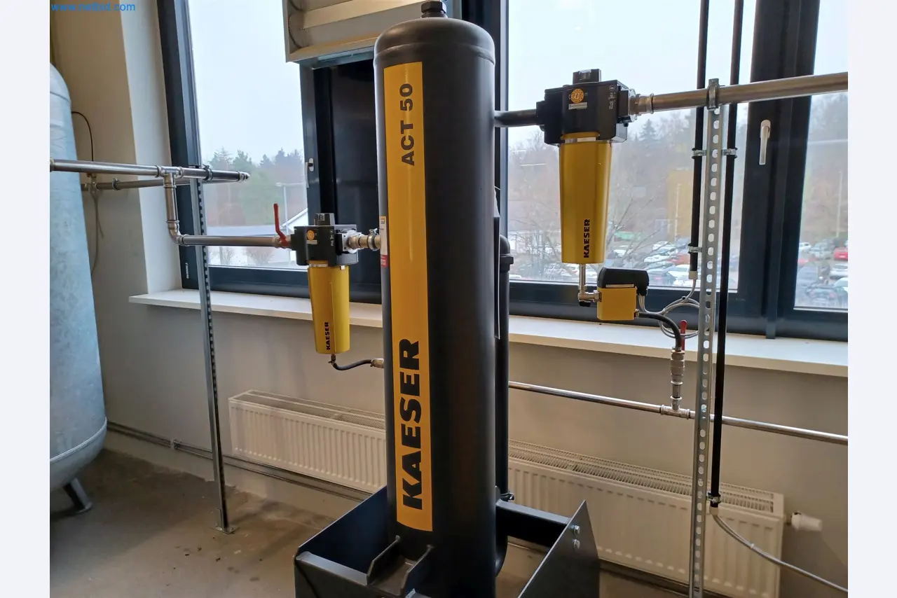 Laboratory equipment / Extensive storage technology and inventories / Osmosis systems and much more.-12