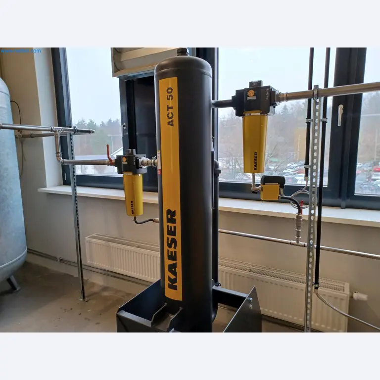 Laboratory equipment / Extensive storage technology and inventories / Osmosis systems and much more.-12