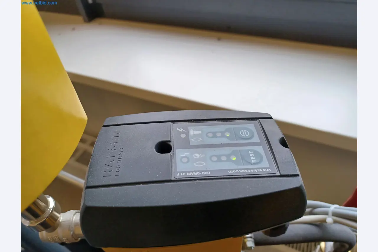 Laboratory equipment / Extensive storage technology and inventories / Osmosis systems and much more.-17