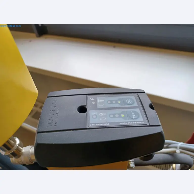 Laboratory equipment / Extensive storage technology and inventories / Osmosis systems and much more.-17