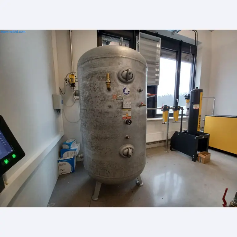 Laboratory equipment / Extensive storage technology and inventories / Osmosis systems and much more.-18