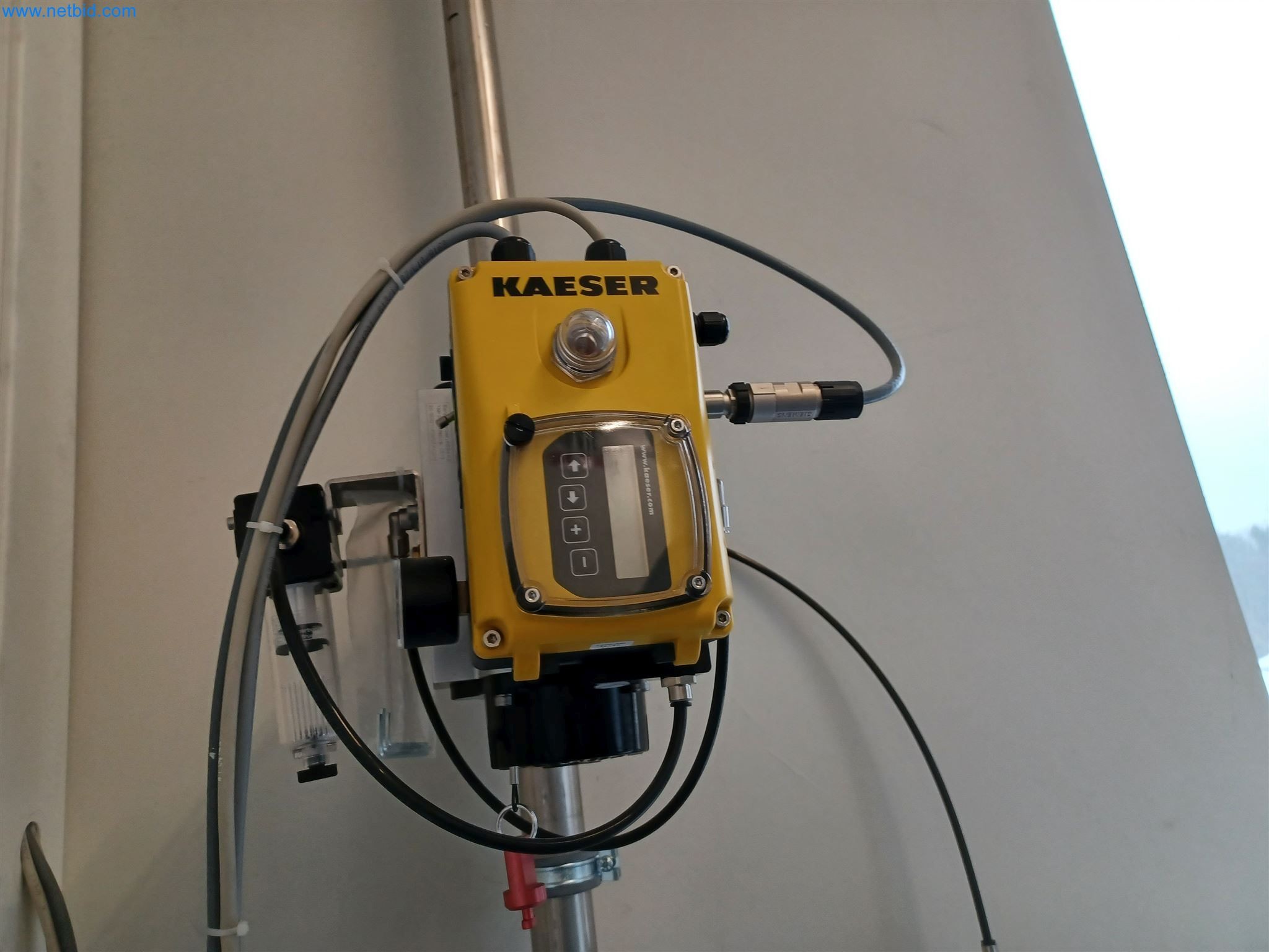 Sprzęt laboratoryjny / Rozbudowana technologia magazynowania i zapasy / Systemy osmozy i wiele więcej.-19