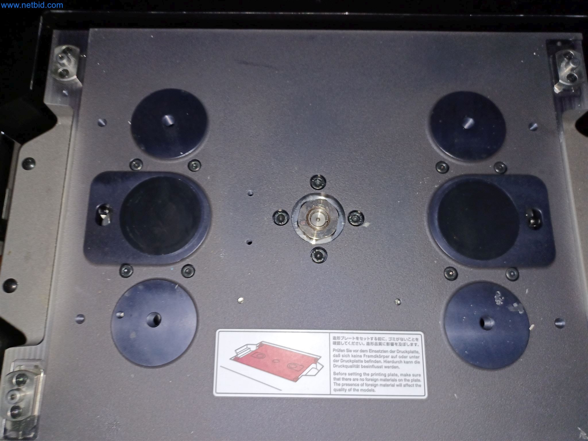 Laboratory equipment / Extensive storage technology and inventories / Osmosis systems and much more.-5