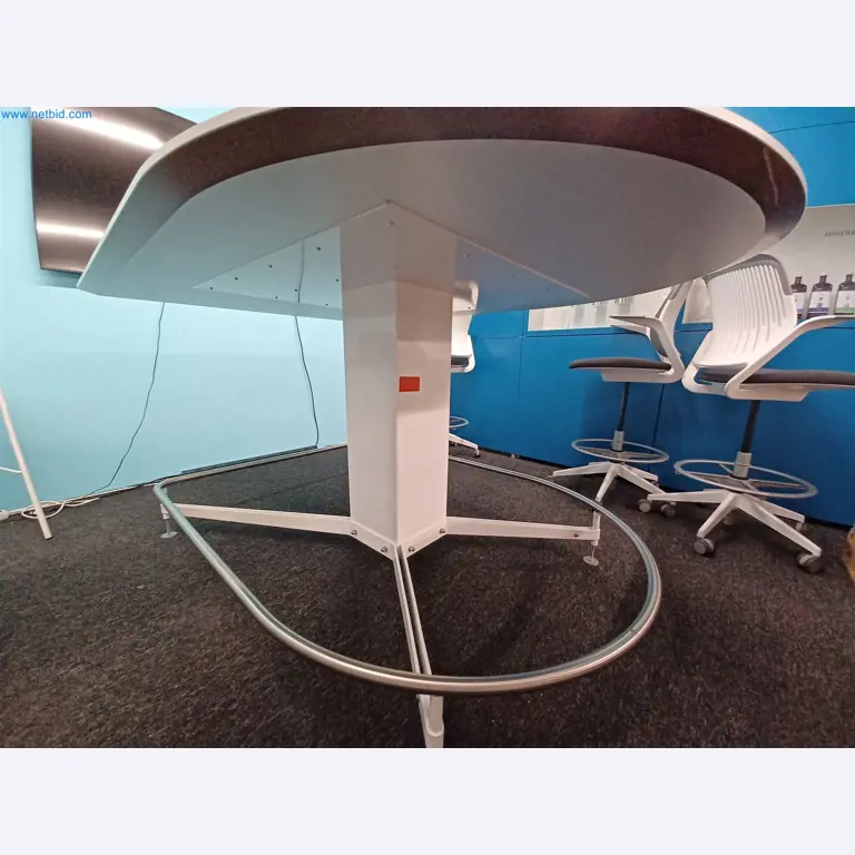 Laboratory equipment / Extensive storage technology and inventories / Osmosis systems and much more.-4