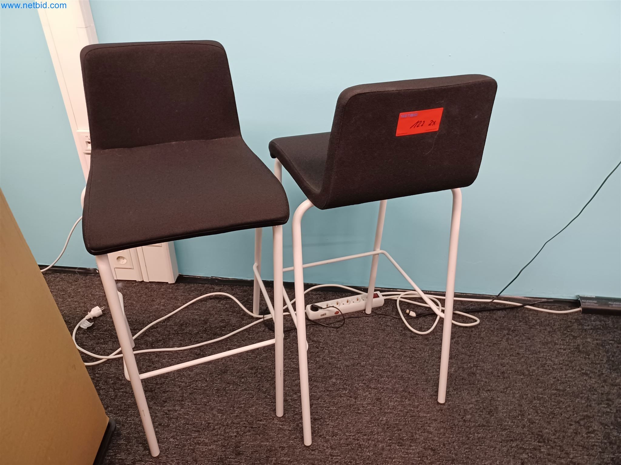 Laboratory equipment / Extensive storage technology and inventories / Osmosis systems and much more.-7