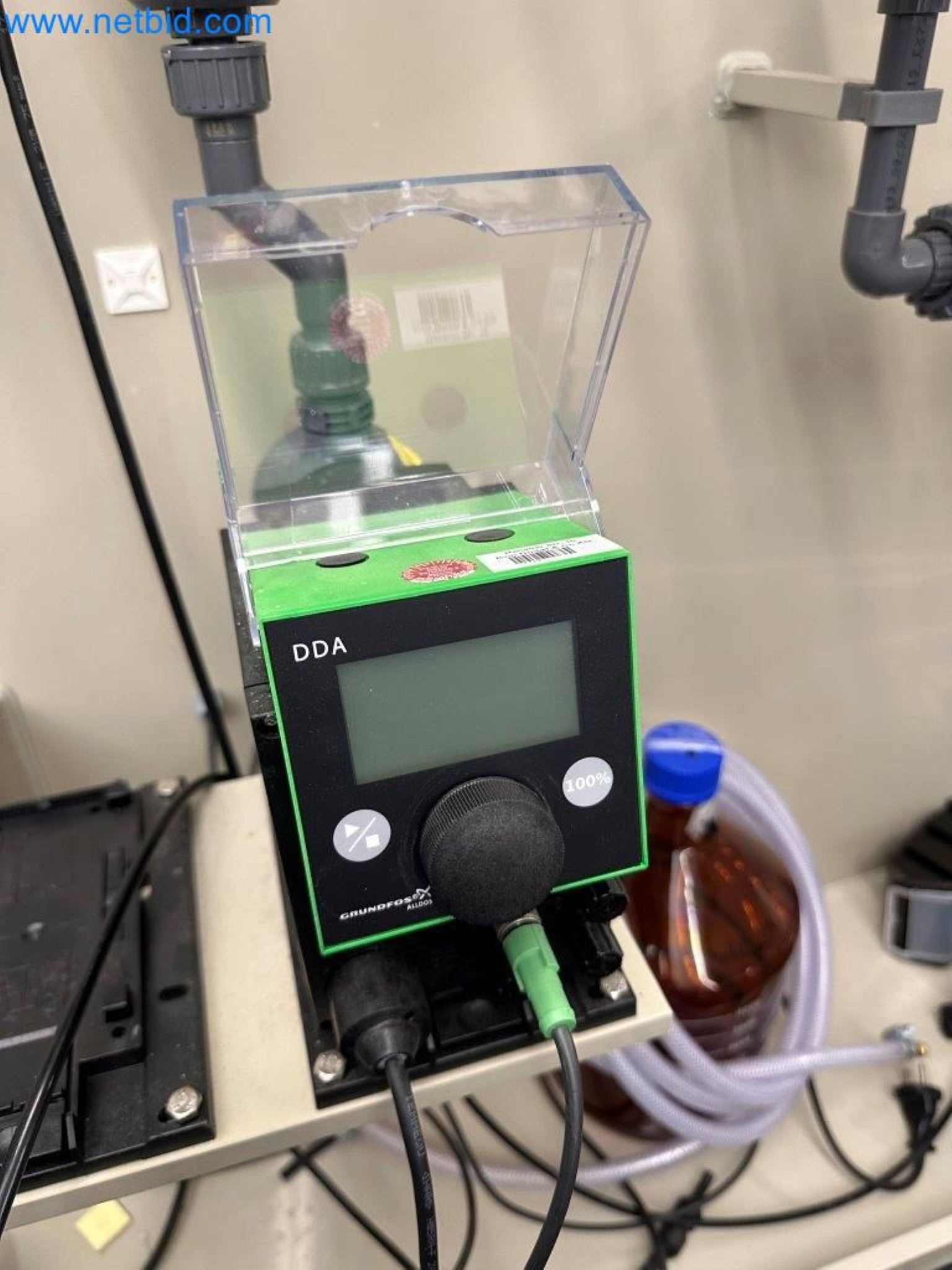 Laboratory equipment / Extensive storage technology and inventories / Osmosis systems and much more.-11