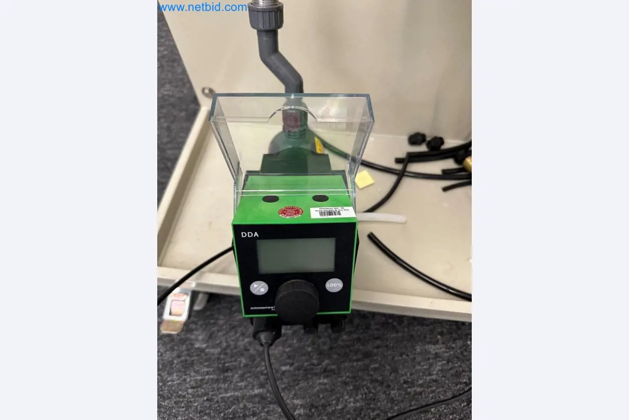 Laboratory equipment / Extensive storage technology and inventories / Osmosis systems and much more.-12