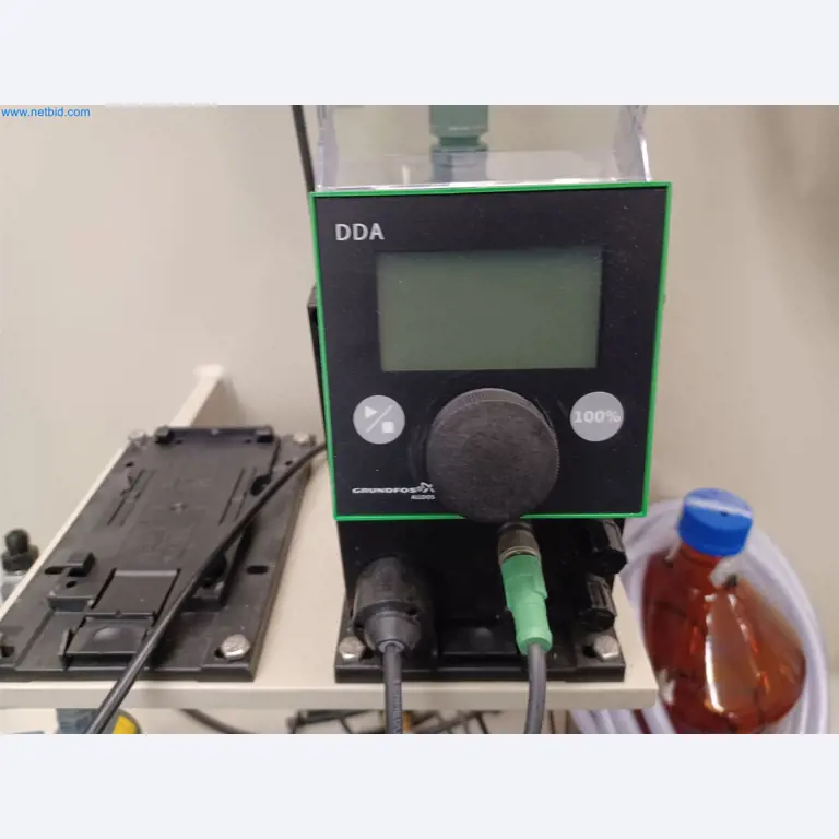 Laboratory equipment / Extensive storage technology and inventories / Osmosis systems and much more.-5