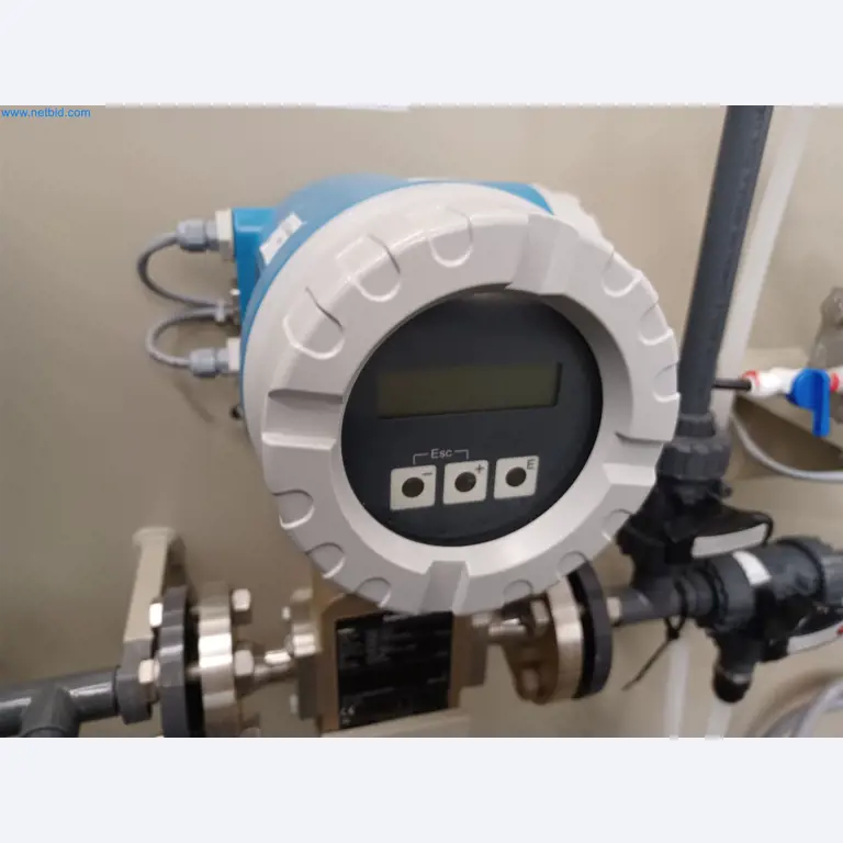 Laboratory equipment / Extensive storage technology and inventories / Osmosis systems and much more.-6