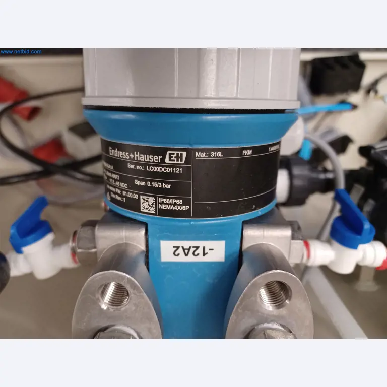 Laboratory equipment / Extensive storage technology and inventories / Osmosis systems and much more.-9