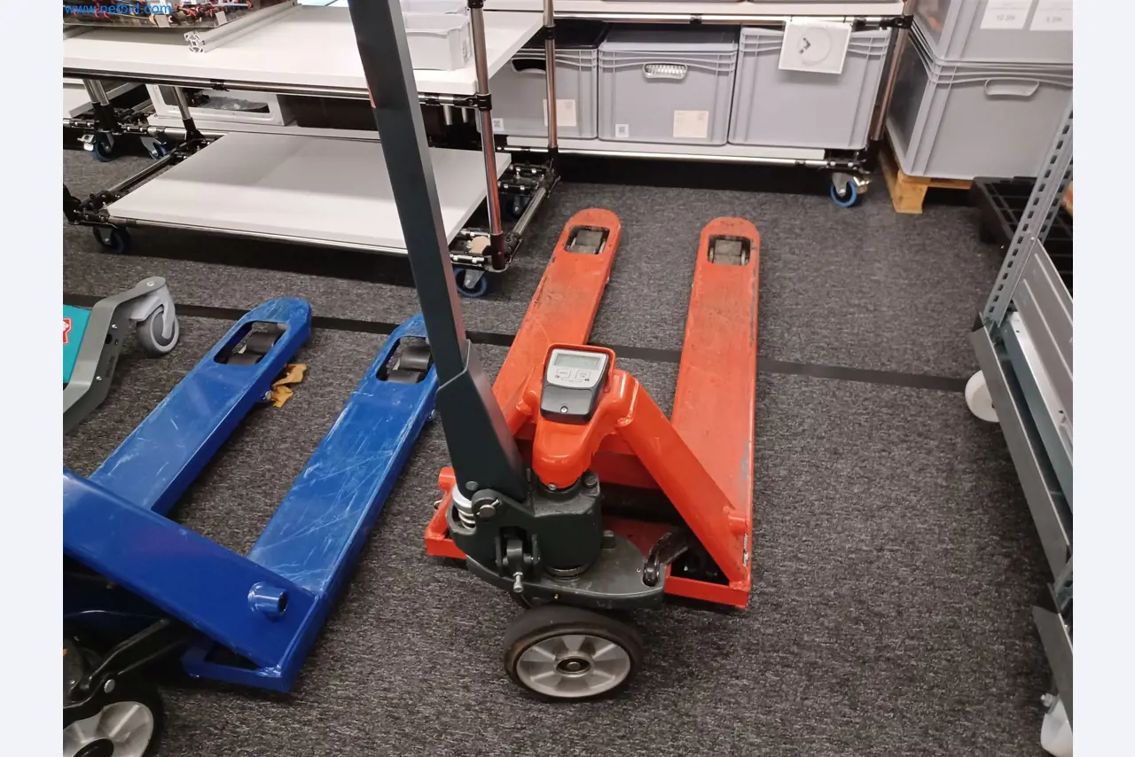 Laboratory equipment / Extensive storage technology and inventories / Osmosis systems and much more.-1