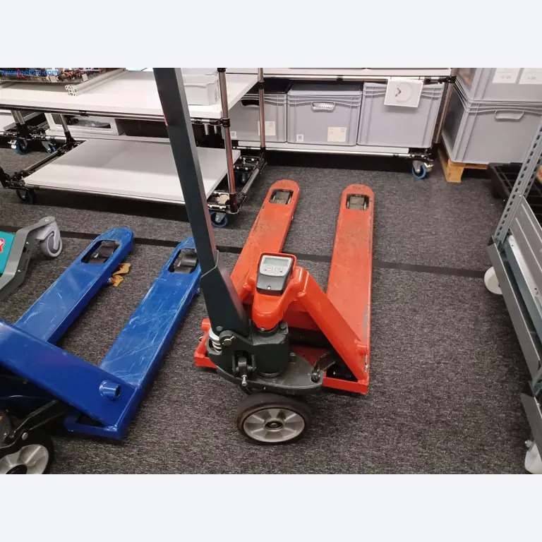 Laboratory equipment / Extensive storage technology and inventories / Osmosis systems and much more.-1