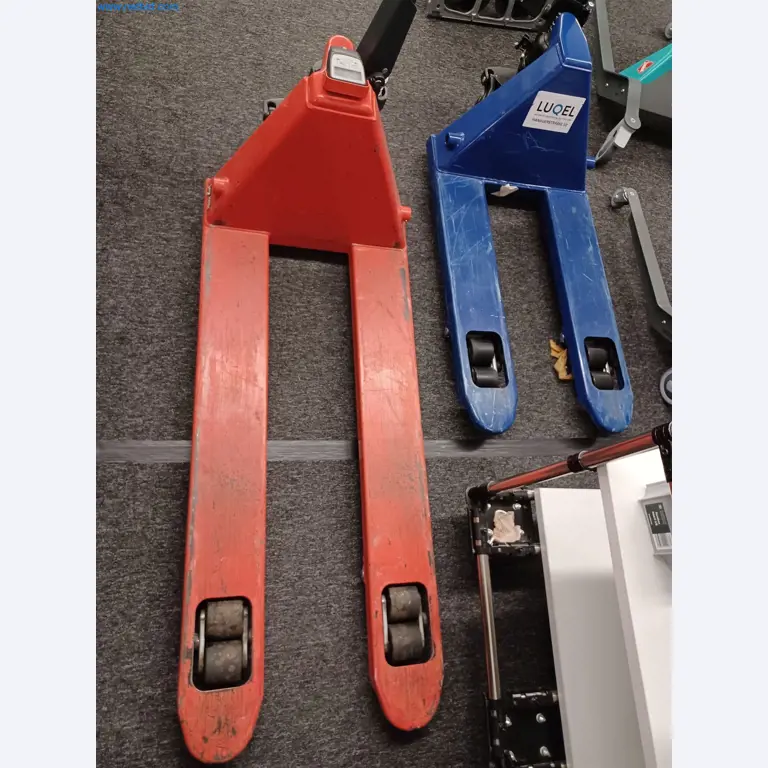 Laboratory equipment / Extensive storage technology and inventories / Osmosis systems and much more.-2