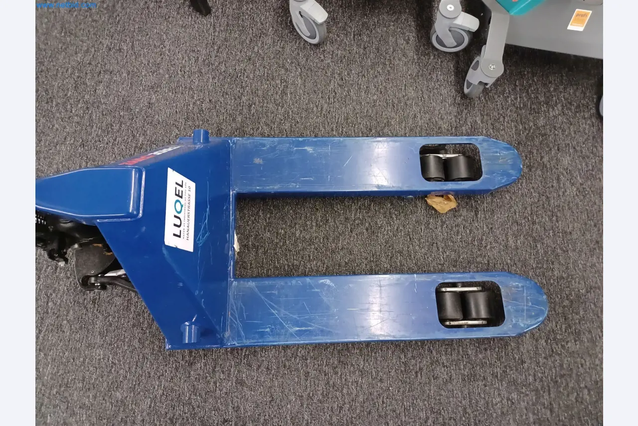 Laboratory equipment / Extensive storage technology and inventories / Osmosis systems and much more.-5