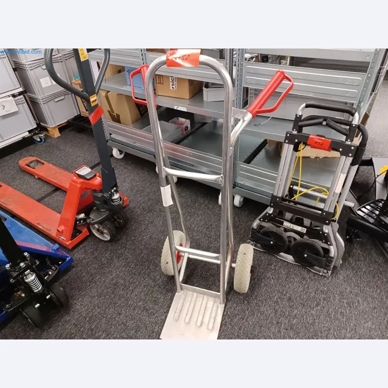 Laboratory equipment / Extensive storage technology and inventories / Osmosis systems and much more.-9