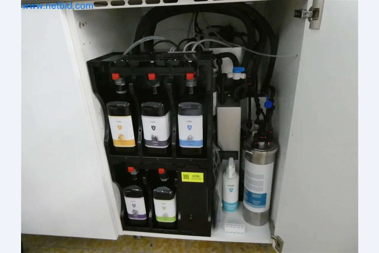 Labortechnische Geräte / Umfangreiche Lagertechnik und Warenvorräte / Osmoseanlagen u.v.a.m.-2