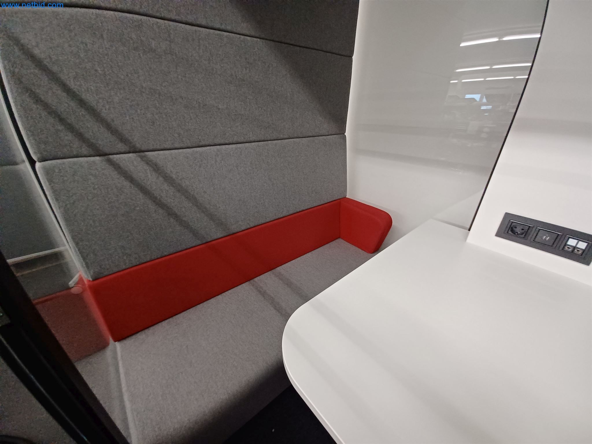 Laboratory equipment / Extensive storage technology and inventories / Osmosis systems and much more.-4