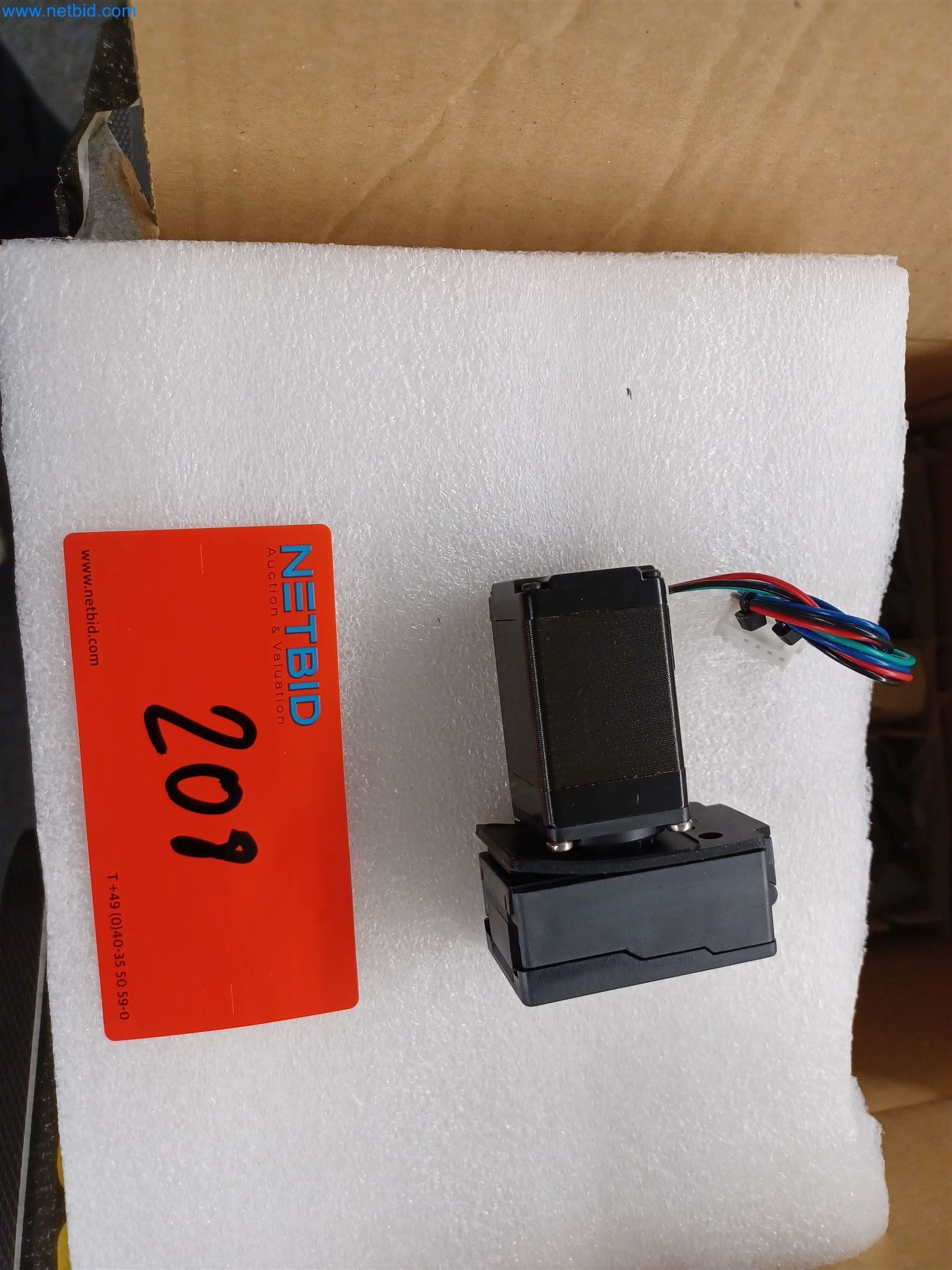 Laboratory equipment / Extensive storage technology and inventories / Osmosis systems and much more.-1