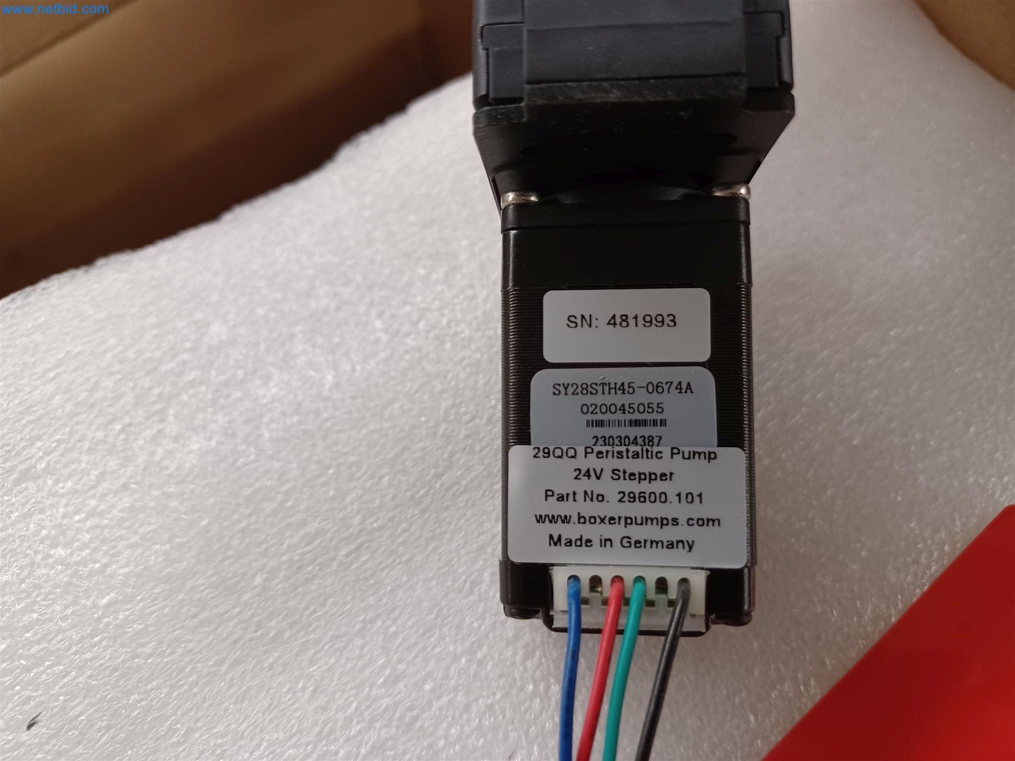 Laboratory equipment / Extensive storage technology and inventories / Osmosis systems and much more.-3