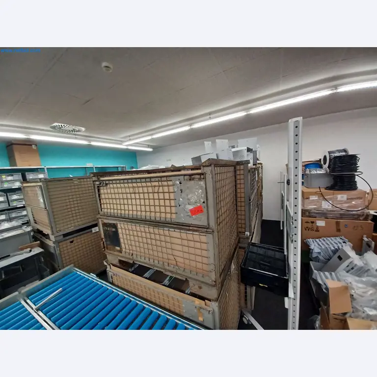 Laboratory equipment / Extensive storage technology and inventories / Osmosis systems and much more.-2