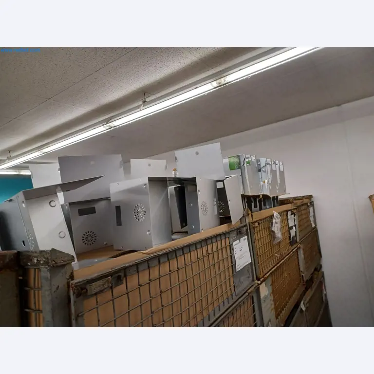 Laboratory equipment / Extensive storage technology and inventories / Osmosis systems and much more.-4