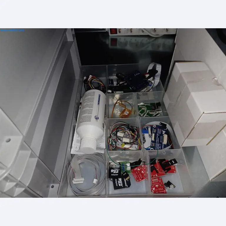 Laboratory equipment / Extensive storage technology and inventories / Osmosis systems and much more.-5