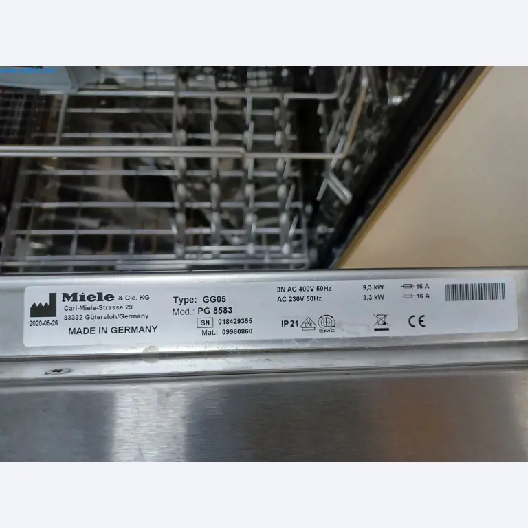 Laboratory equipment / Extensive storage technology and inventories / Osmosis systems and much more.-3