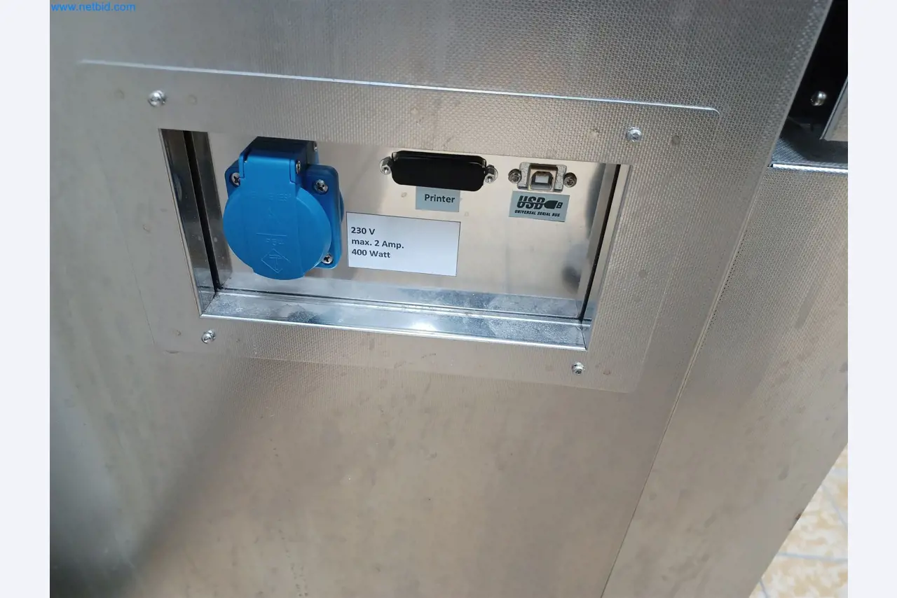 Laboratory equipment / Extensive storage technology and inventories / Osmosis systems and much more.-3