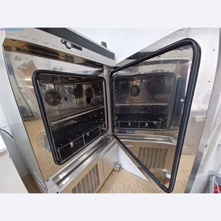 Laboratory equipment / Extensive storage technology and inventories / Osmosis systems and much more.-6