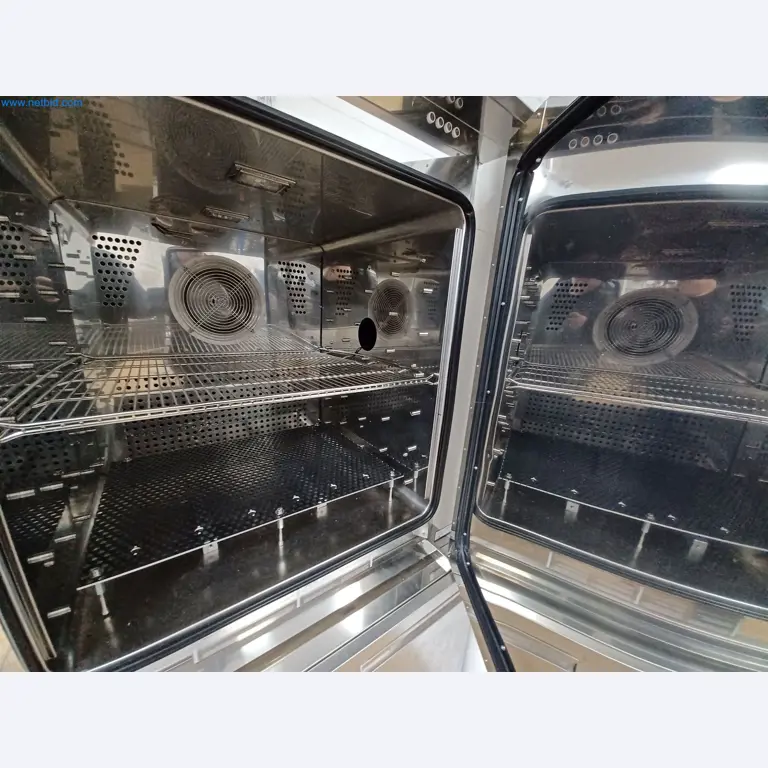 Laboratory equipment / Extensive storage technology and inventories / Osmosis systems and much more.-7