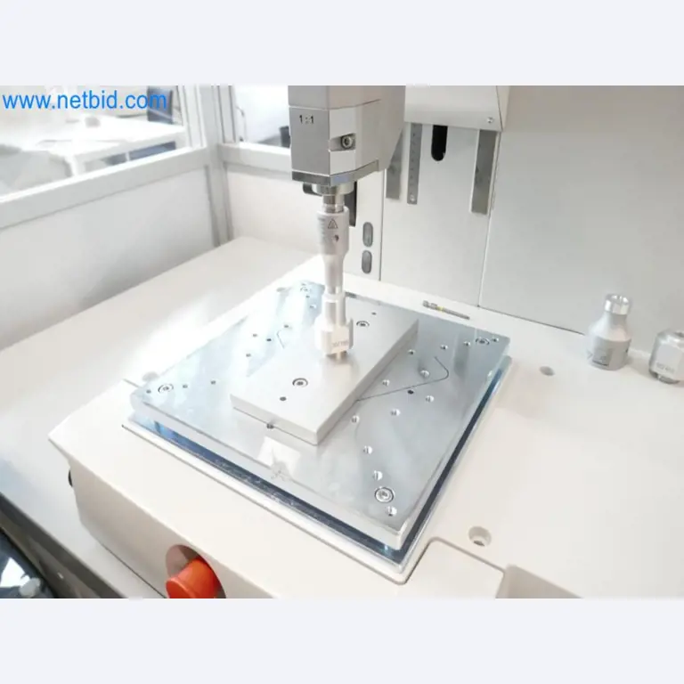 Laboratory equipment / Extensive storage technology and inventories / Osmosis systems and much more.-4