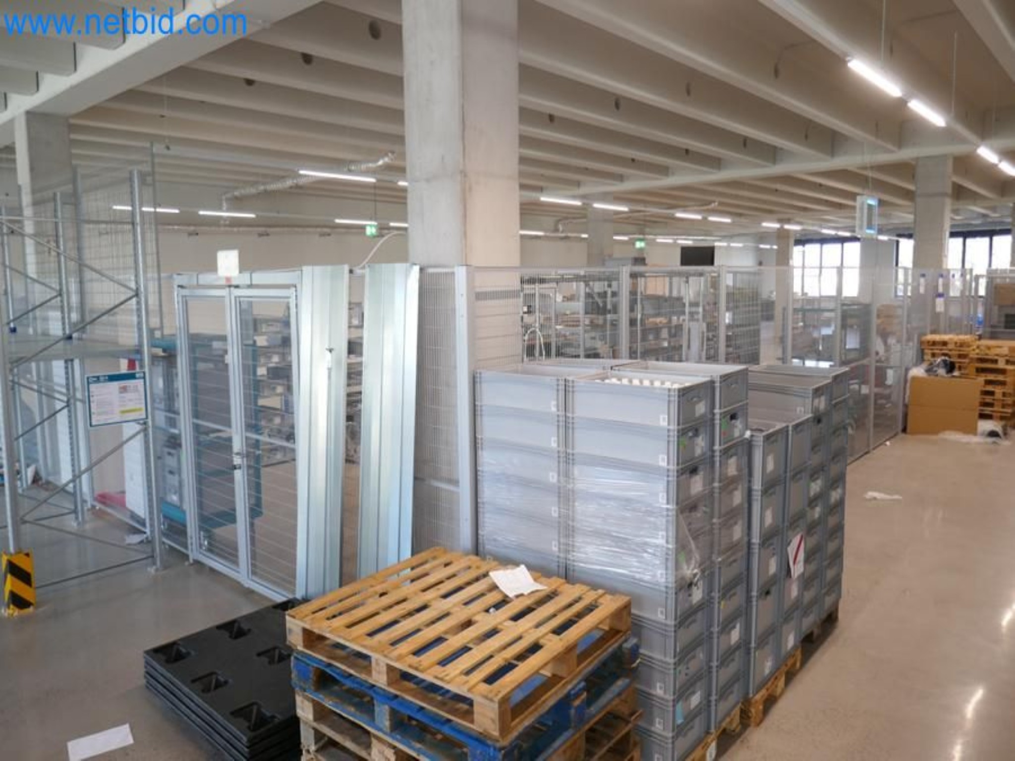 Laboratory equipment / Extensive storage technology and inventories / Osmosis systems and much more.-1