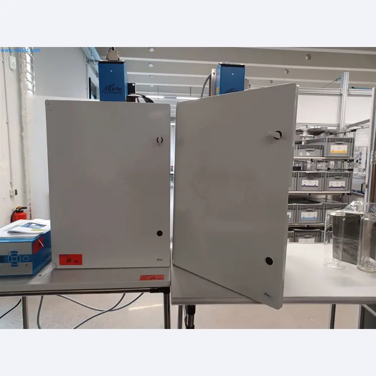 Laboratory equipment / Extensive storage technology and inventories / Osmosis systems and much more.-14