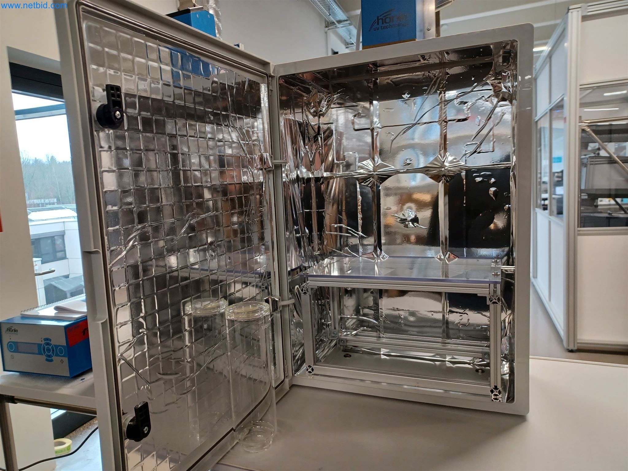 Laboratory equipment / Extensive storage technology and inventories / Osmosis systems and much more.-17