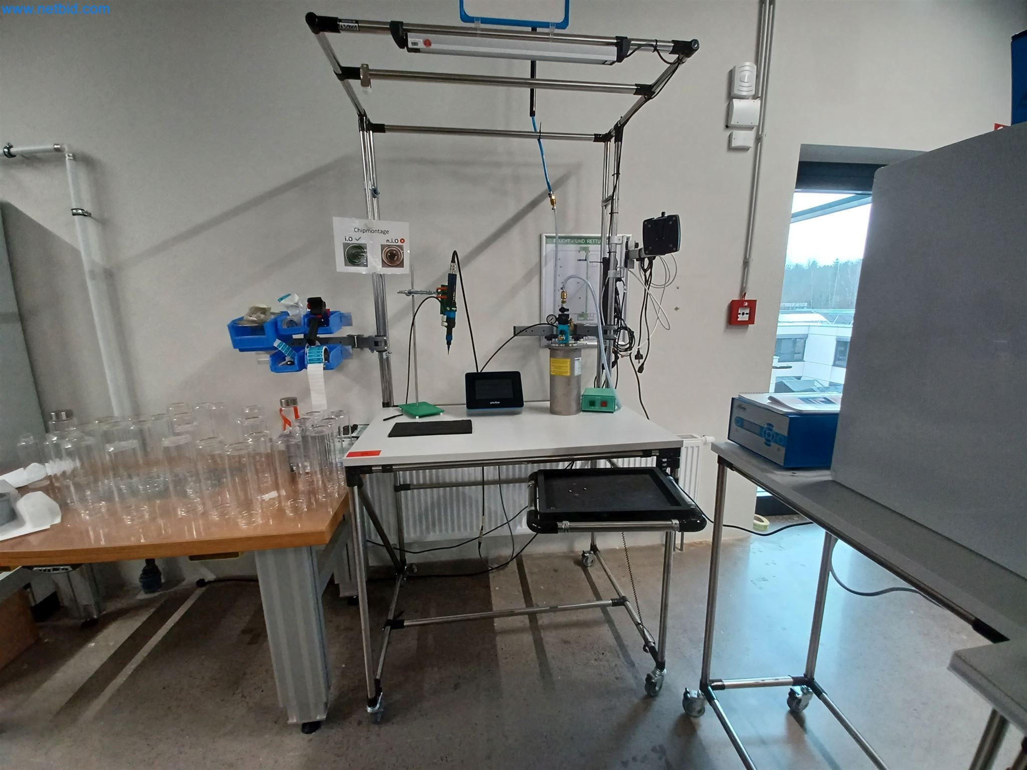 Laboratory equipment / Extensive storage technology and inventories / Osmosis systems and much more.-1