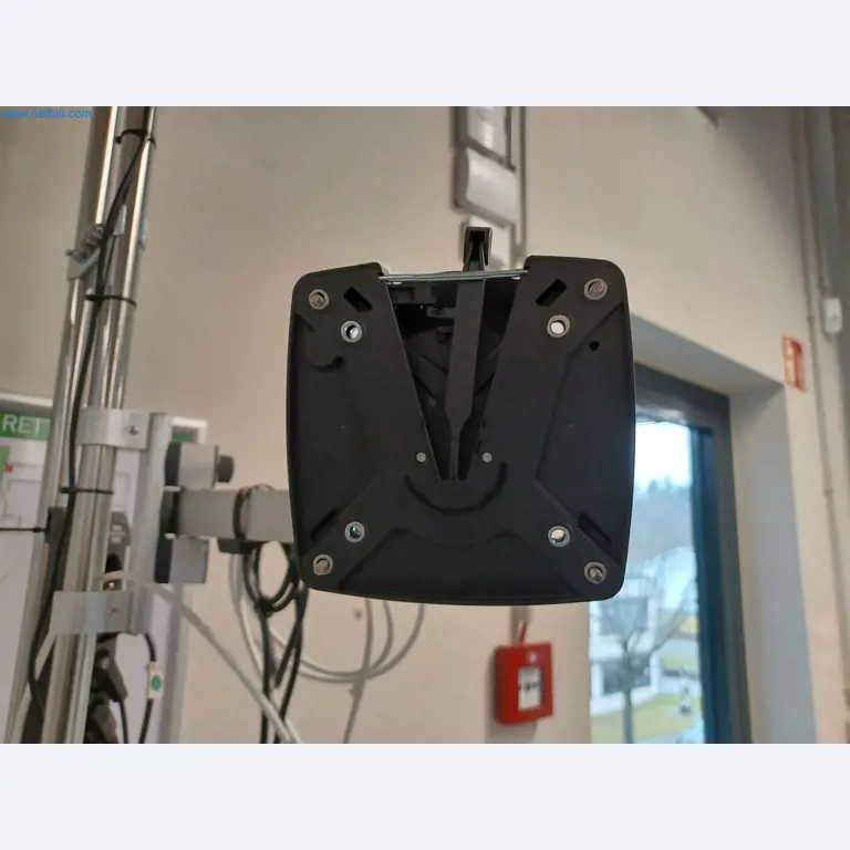 Laboratory equipment / Extensive storage technology and inventories / Osmosis systems and much more.-7