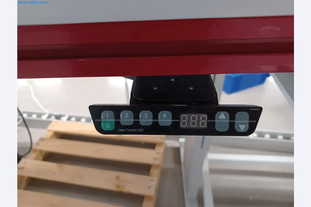 Laboratory equipment / Extensive storage technology and inventories / Osmosis systems and much more.-2