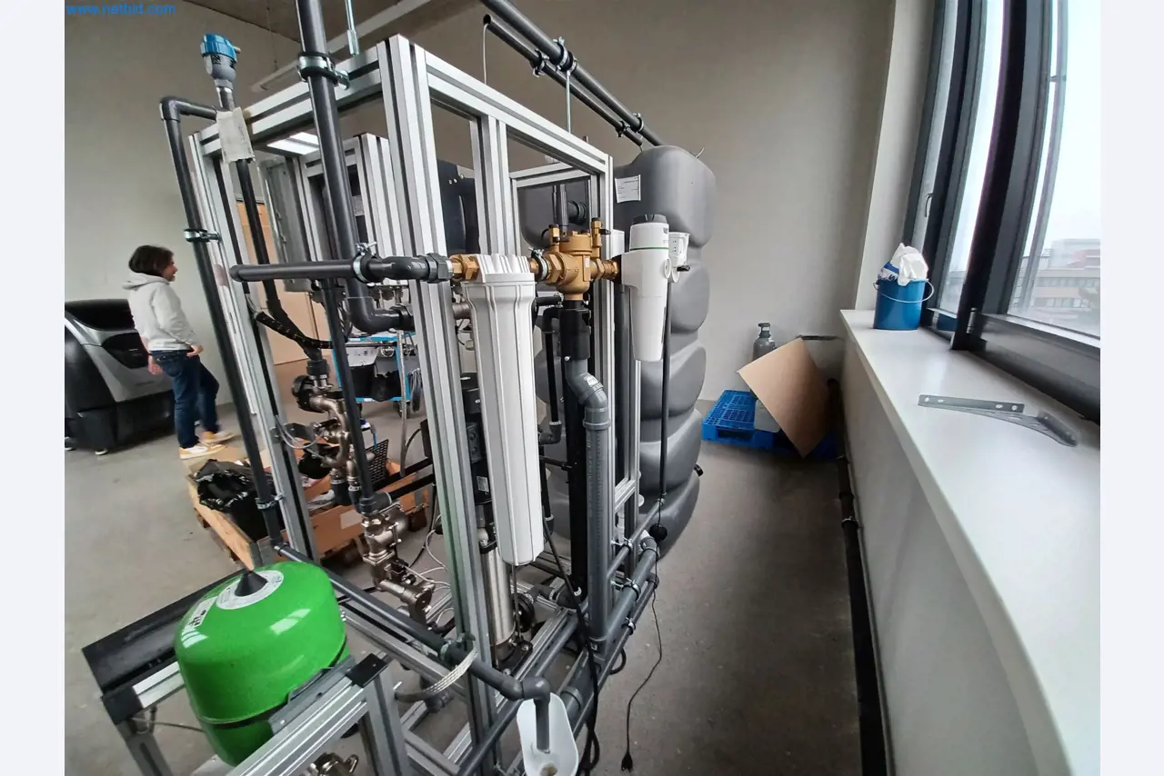 Laboratory equipment / Extensive storage technology and inventories / Osmosis systems and much more.-10