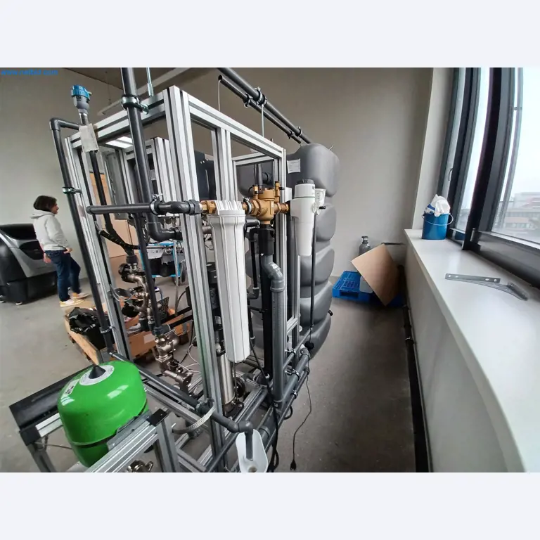 Laboratory equipment / Extensive storage technology and inventories / Osmosis systems and much more.-10