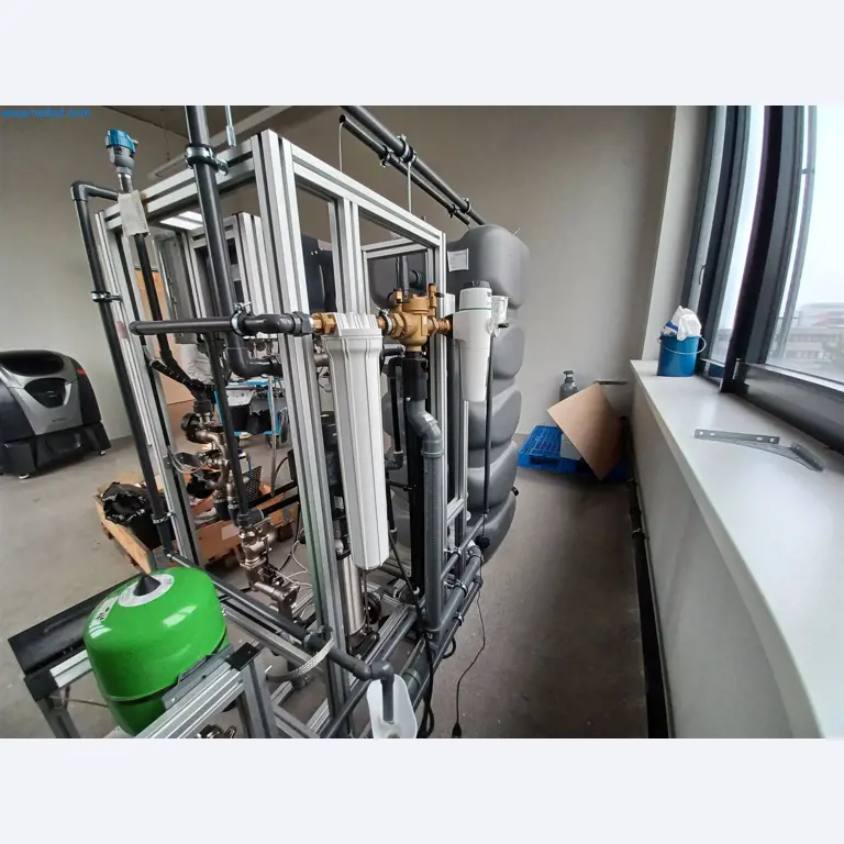 Laboratory equipment / Extensive storage technology and inventories / Osmosis systems and much more.-11