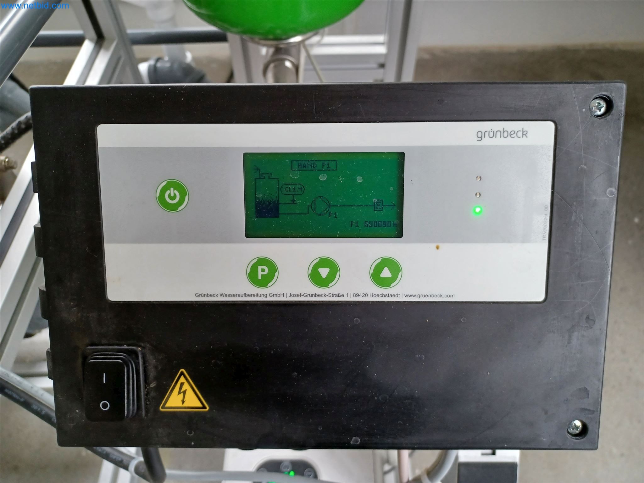 Laboratory equipment / Extensive storage technology and inventories / Osmosis systems and much more.-3