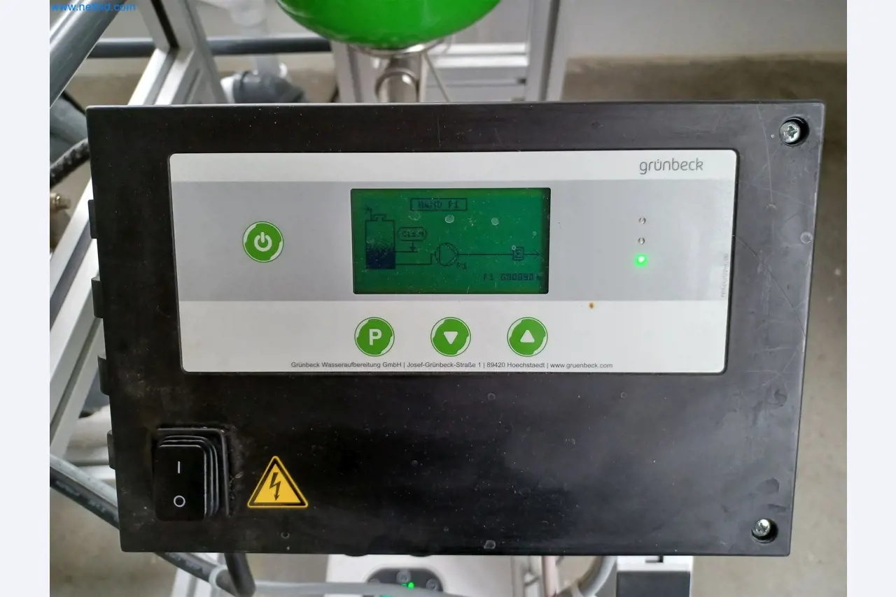 Laboratory equipment / Extensive storage technology and inventories / Osmosis systems and much more.-3