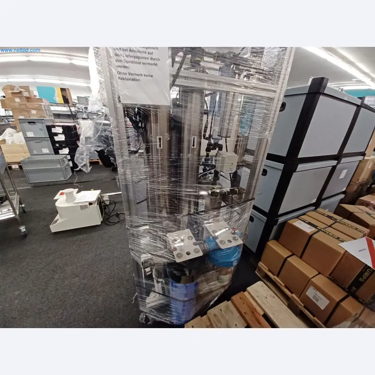 Laboratory equipment / Extensive storage technology and inventories / Osmosis systems and much more.-3