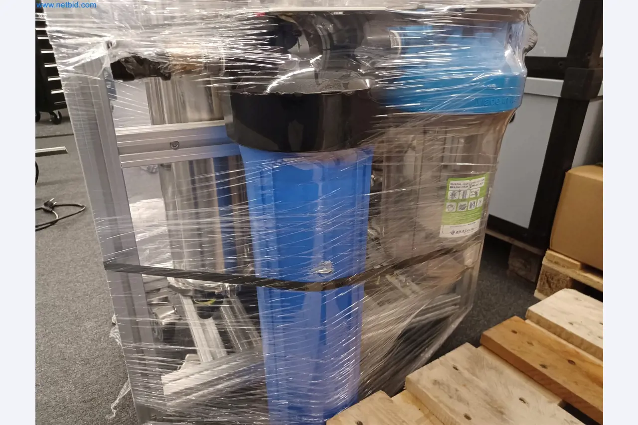 Laboratory equipment / Extensive storage technology and inventories / Osmosis systems and much more.-5