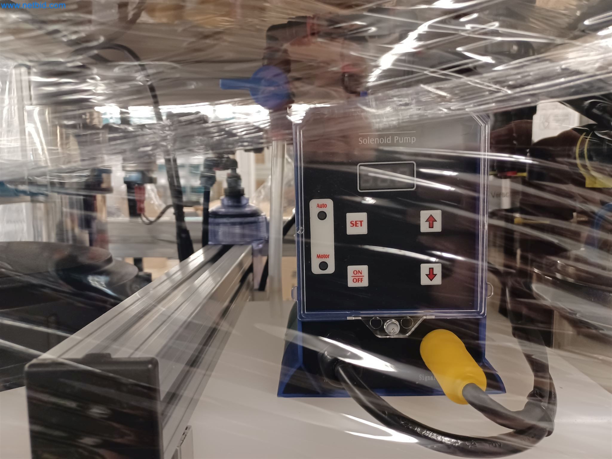 Laboratory equipment / Extensive storage technology and inventories / Osmosis systems and much more.-2