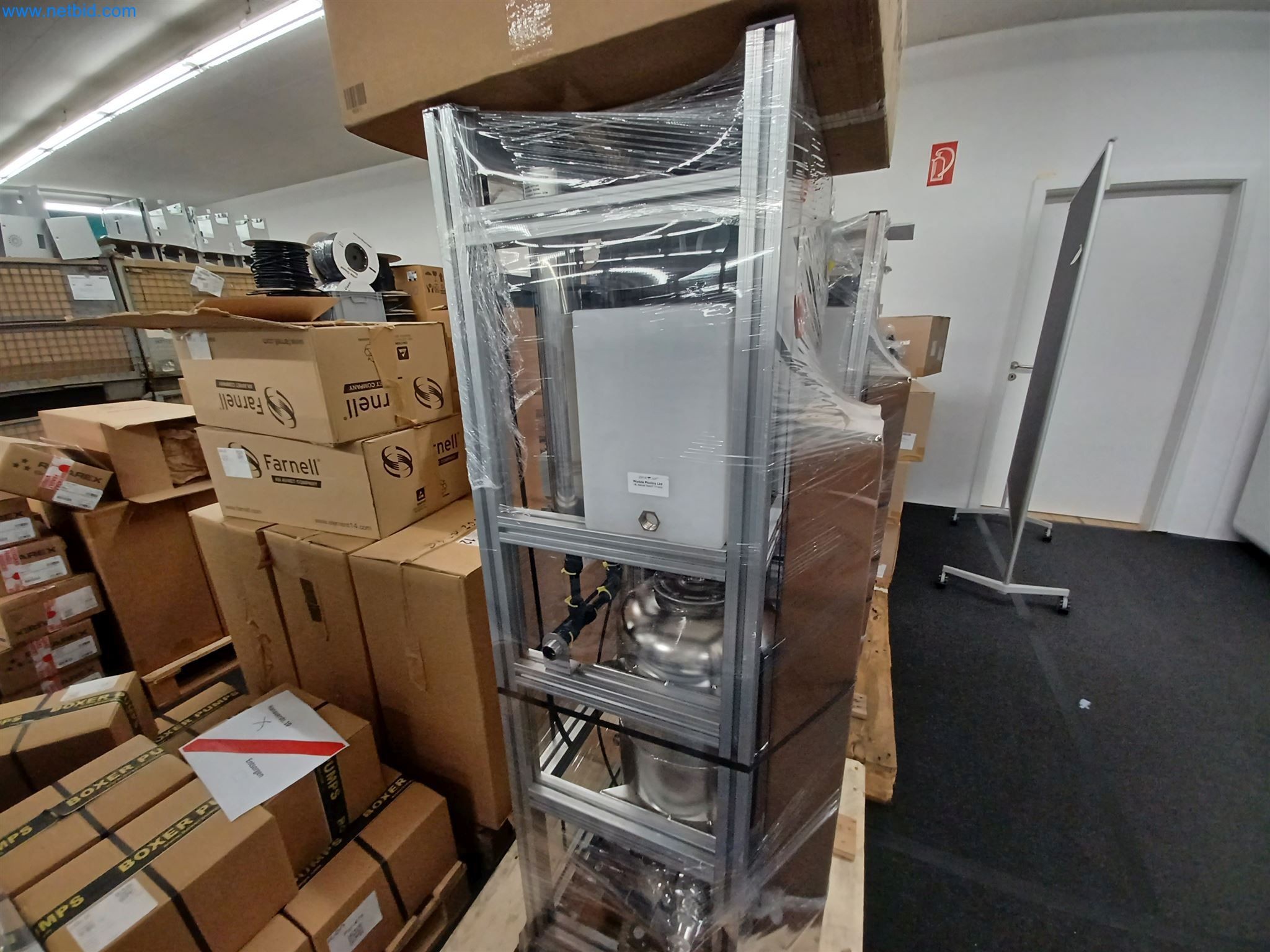 Laboratory equipment / Extensive storage technology and inventories / Osmosis systems and much more.-3