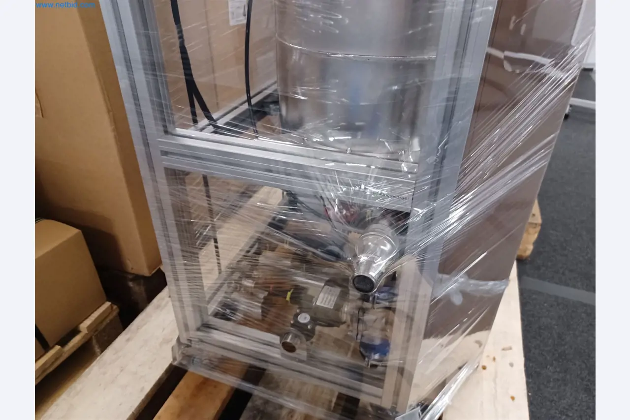 Laboratory equipment / Extensive storage technology and inventories / Osmosis systems and much more.-4