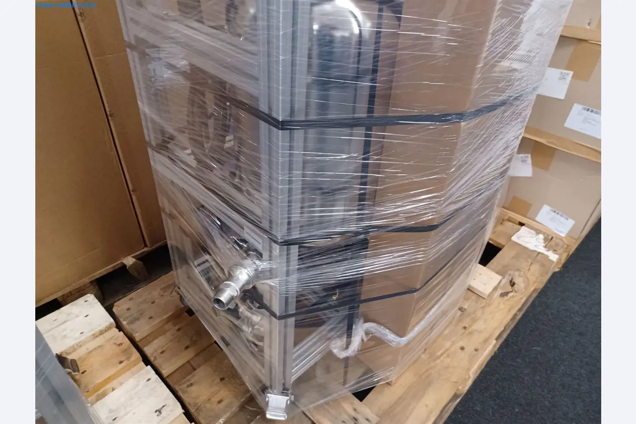 Laboratory equipment / Extensive storage technology and inventories / Osmosis systems and much more.-5